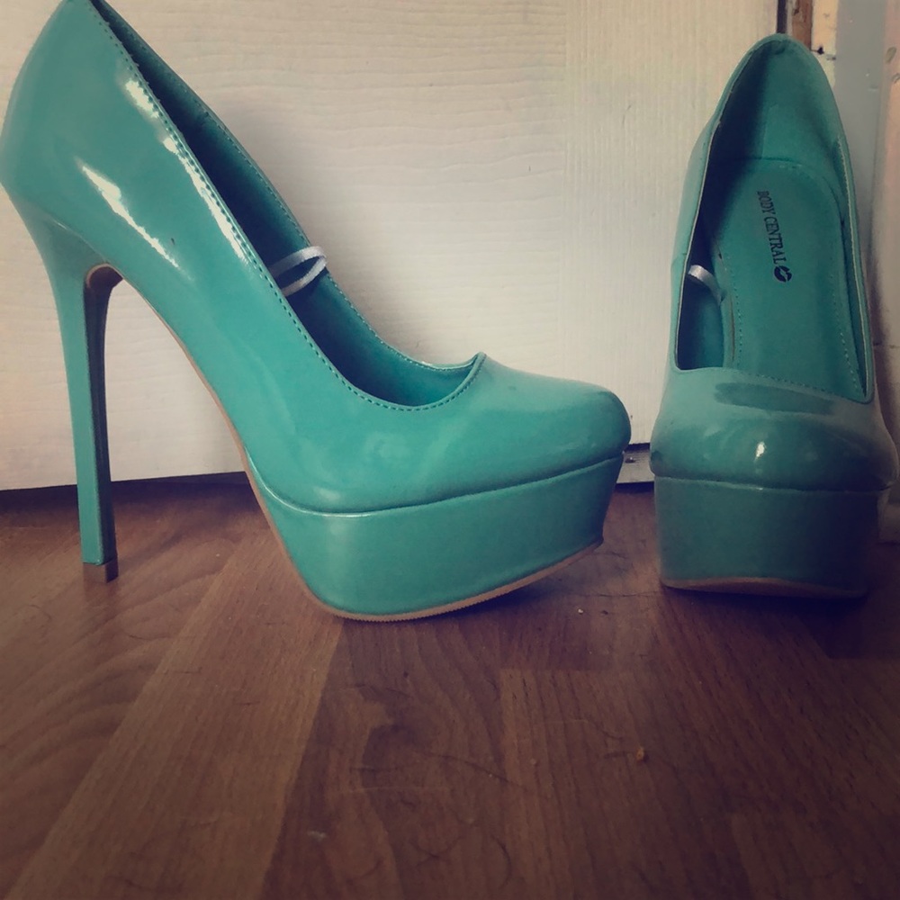 Blue green 7” high heels